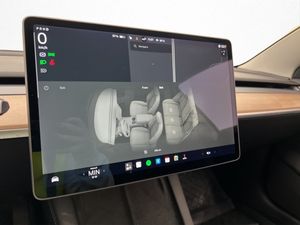 Tesla Model 3 bild 29