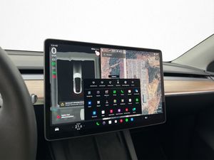 Tesla Model Y bild 25