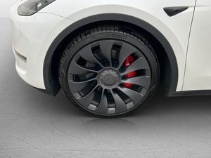 Tesla Model Y bild 11