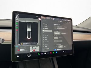 Tesla Model Y bild 28