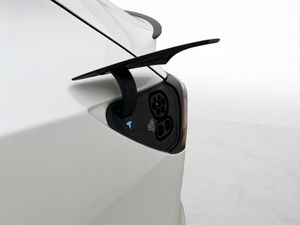 Tesla Model Y bild 19