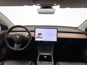 Tesla Model 3 bild 13