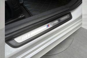 BMW 330 bild 17