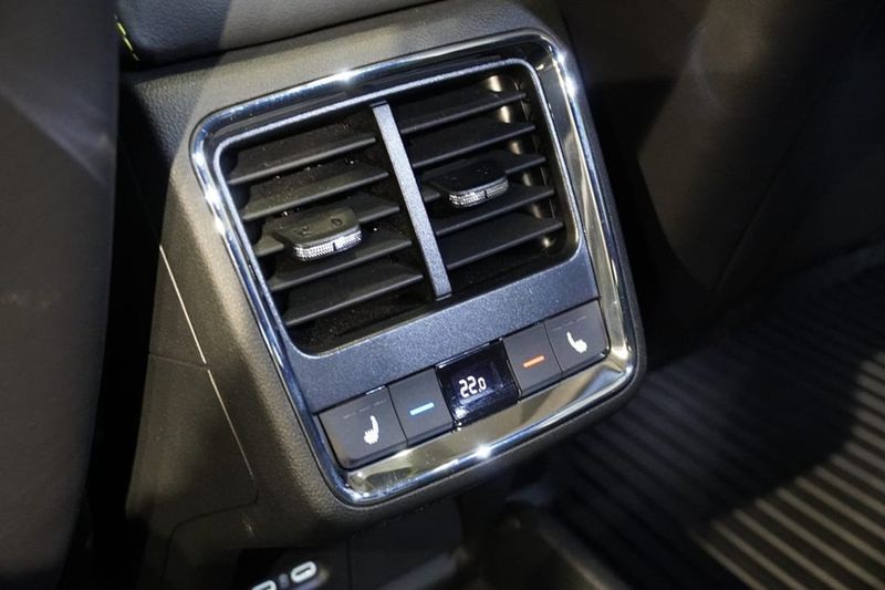 Skoda Enyaq bild 13
