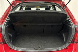 Toyota Yaris bild 9