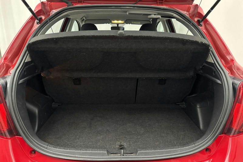Toyota Yaris bild 9