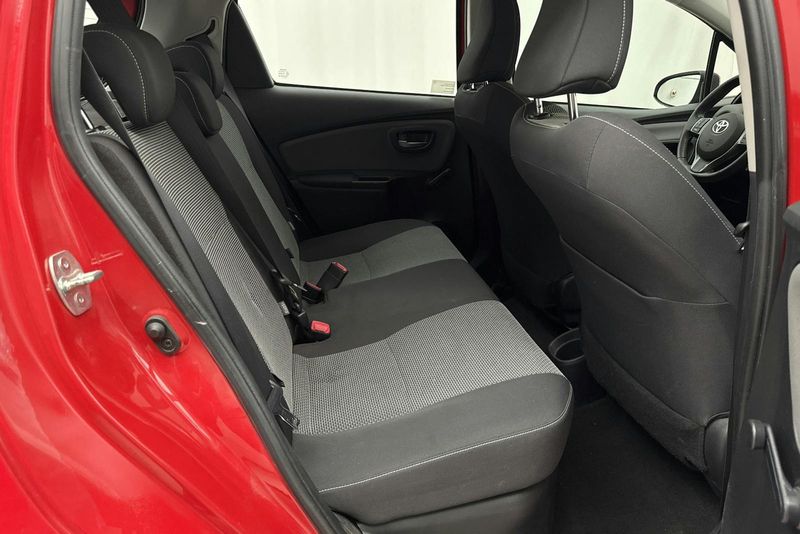 Toyota Yaris bild 8