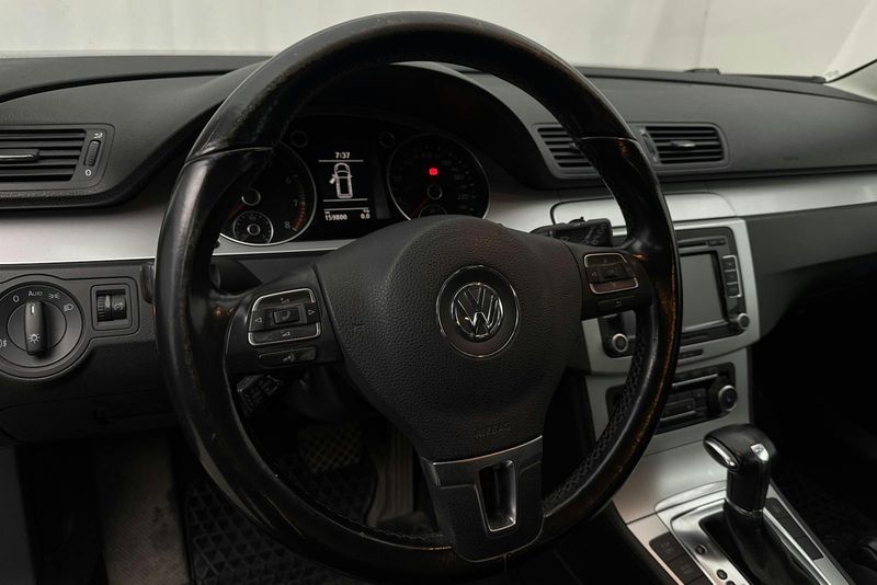 Volkswagen Passat bild 13