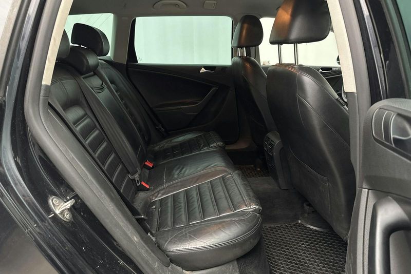 Volkswagen Passat bild 8