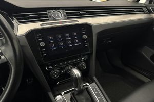 Volkswagen Passat bild 15