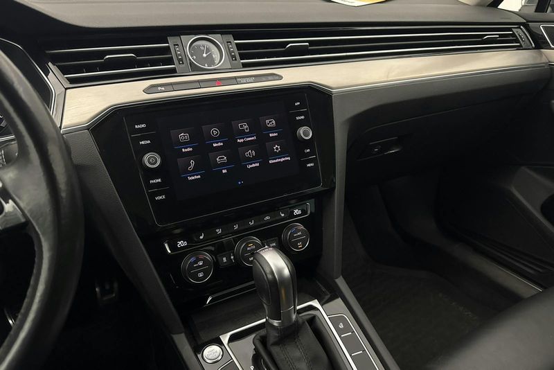 Volkswagen Passat bild 15