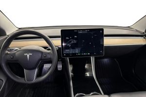 Tesla Model 3 bild 6