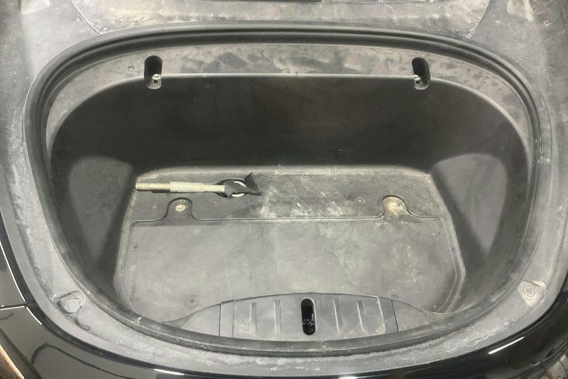 Tesla Model 3 bild 10
