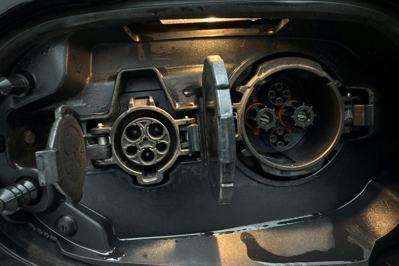 Mitsubishi Outlander bild 16
