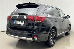 Mitsubishi Outlander bild 3