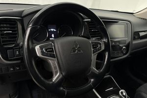 Mitsubishi Outlander bild 14