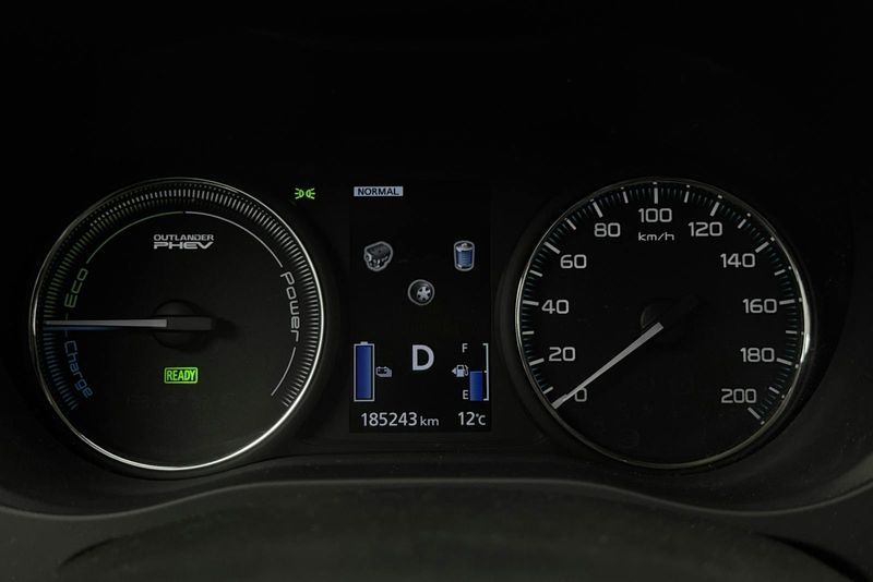 Mitsubishi Outlander bild 10