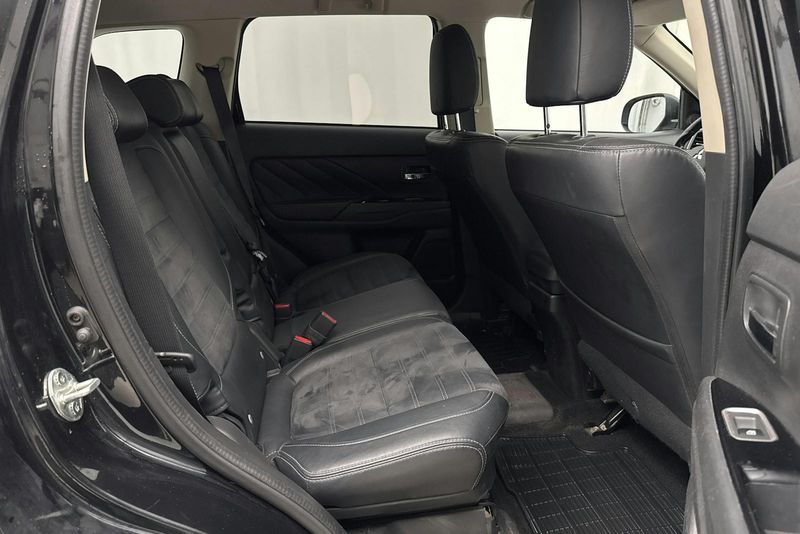 Mitsubishi Outlander bild 8