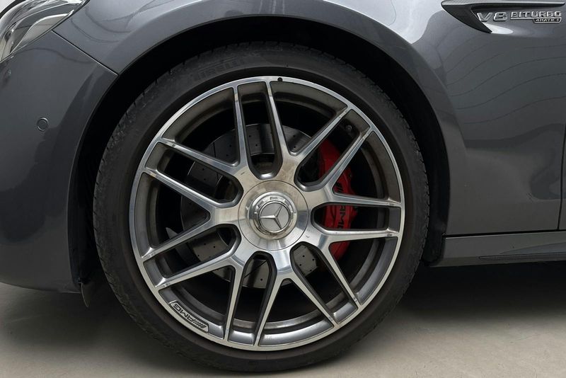 Mercedes E63 AMG bild 22