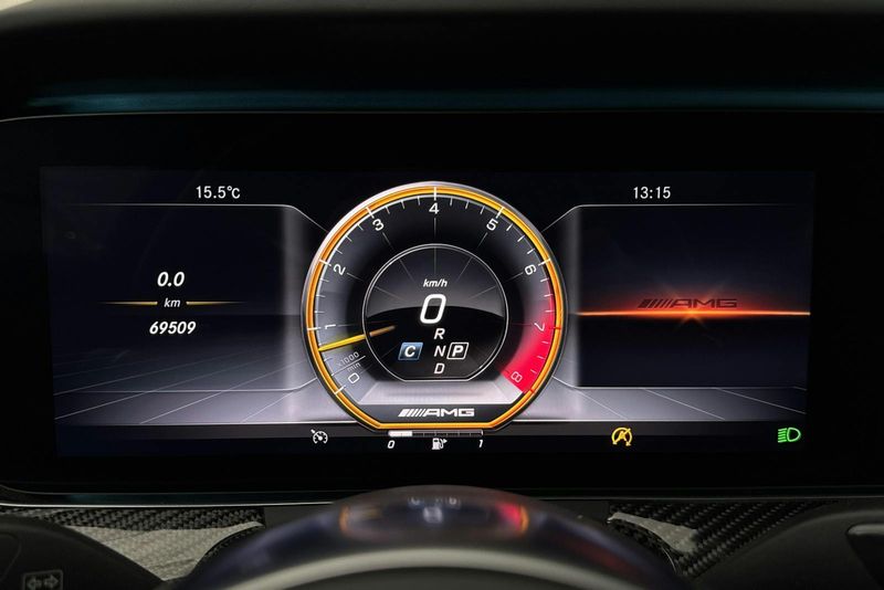 Mercedes E63 AMG bild 10