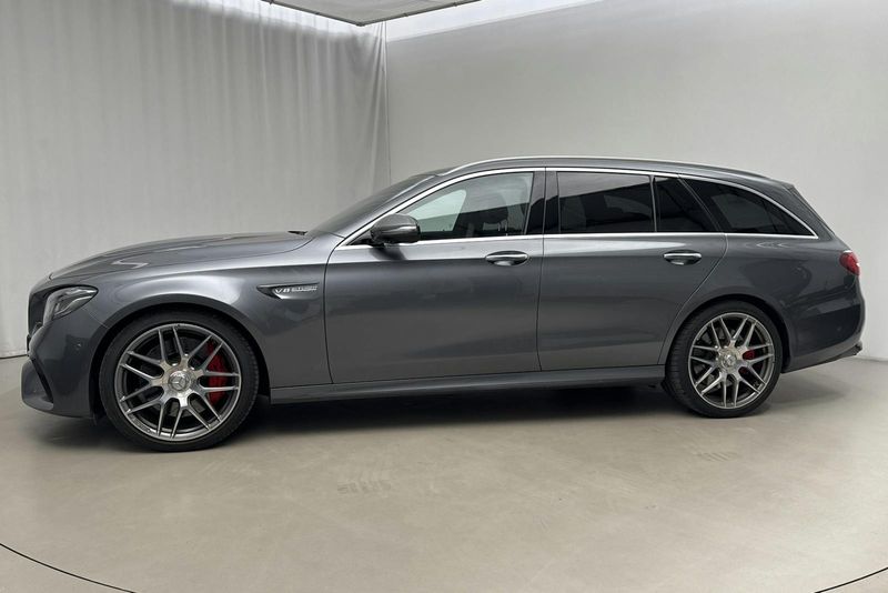 Mercedes E63 AMG bild 2