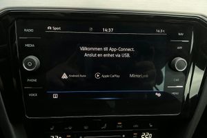 Volkswagen Passat bild 13