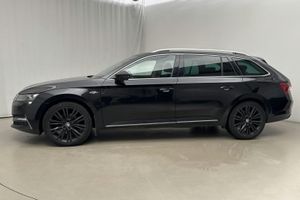 Skoda Superb bild 2