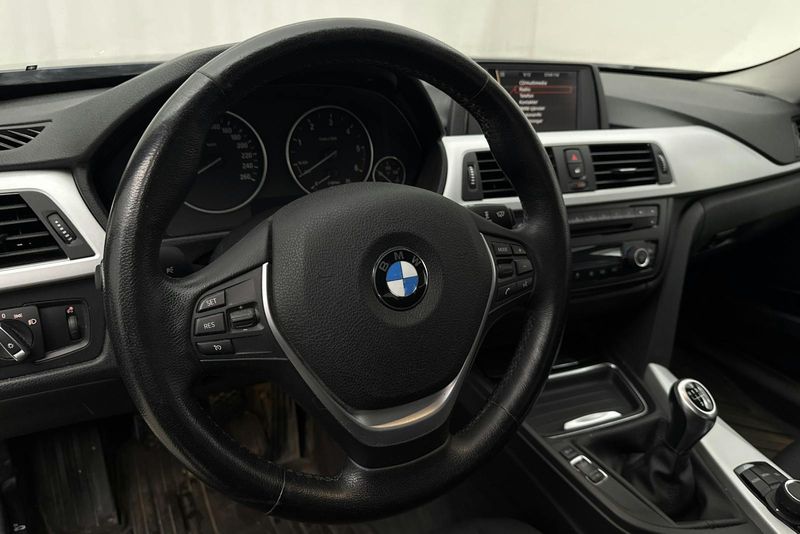 BMW 316 bild 14