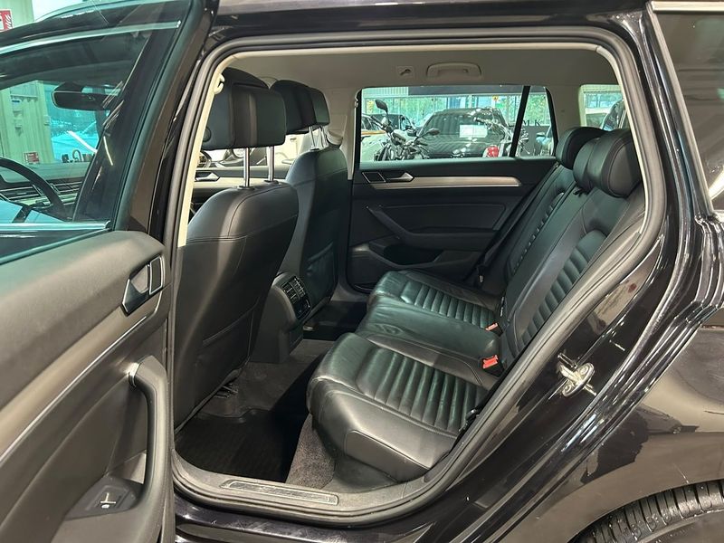 Volkswagen Passat bild 15