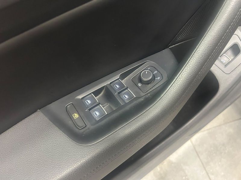 Volkswagen Passat bild 19
