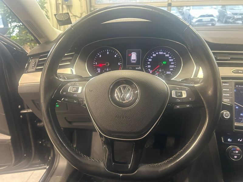 Volkswagen Passat bild 25