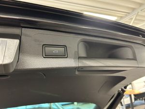 Volkswagen Passat bild 8