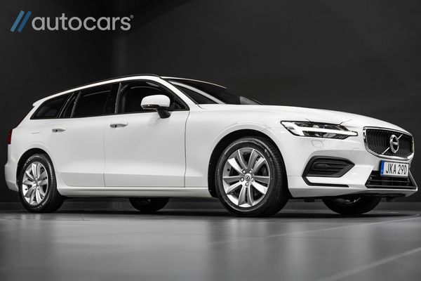 Volvo V60 D4 Momentum Geartronic | Leasbar|CarPlay|Dieselvärmare - 2020