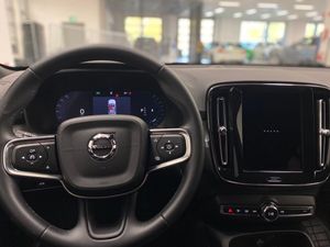 Volvo XC40 bild 2