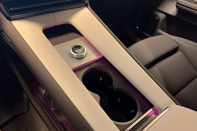 Polestar 4 bild 22