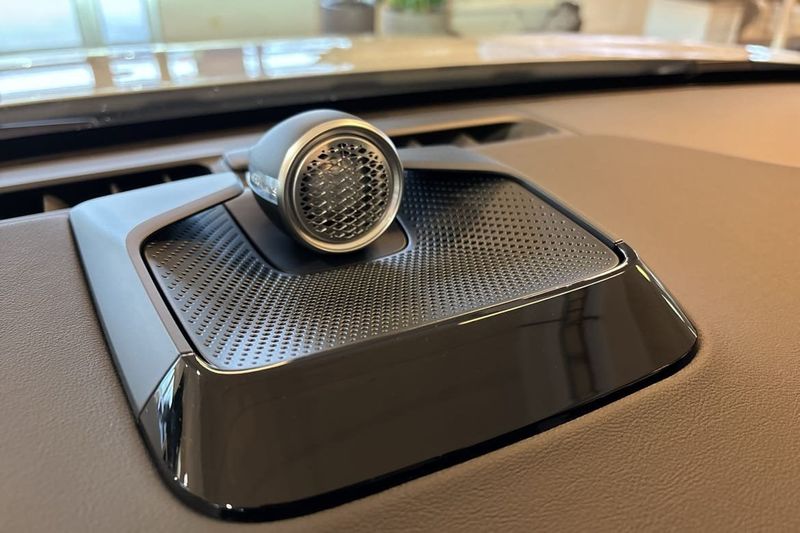 Volvo ES90 bild 19