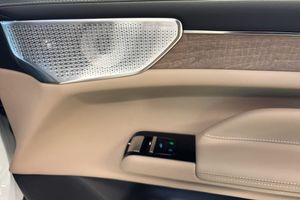 Volvo ES90 bild 34