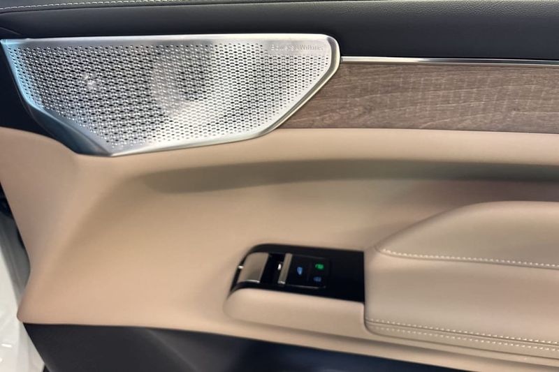 Volvo ES90 bild 34