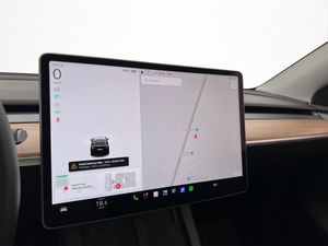 Tesla Model Y bild 23