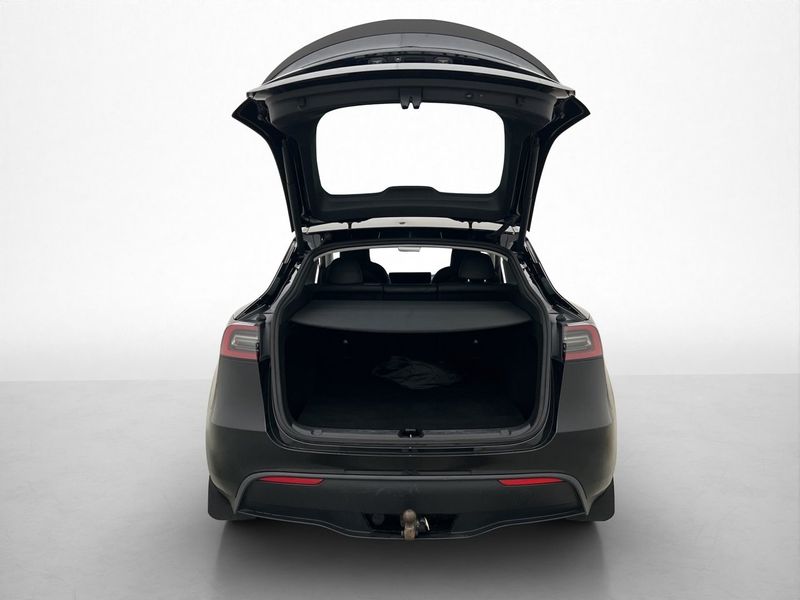 Tesla Model Y bild 32