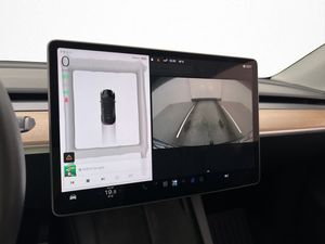 Tesla Model Y bild 30