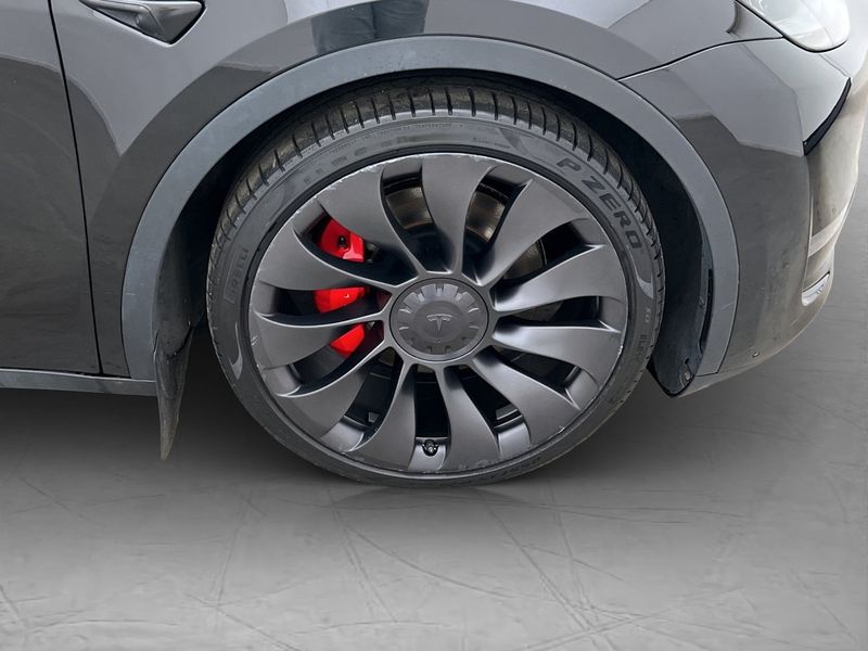 Tesla Model Y bild 38