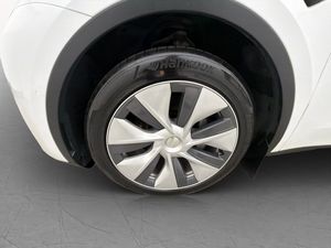 Tesla Model Y bild 27
