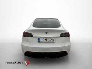 Tesla Model Y bild 8