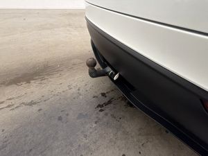 Tesla Model Y bild 14