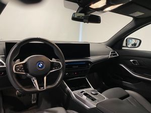 BMW 330 bild 6