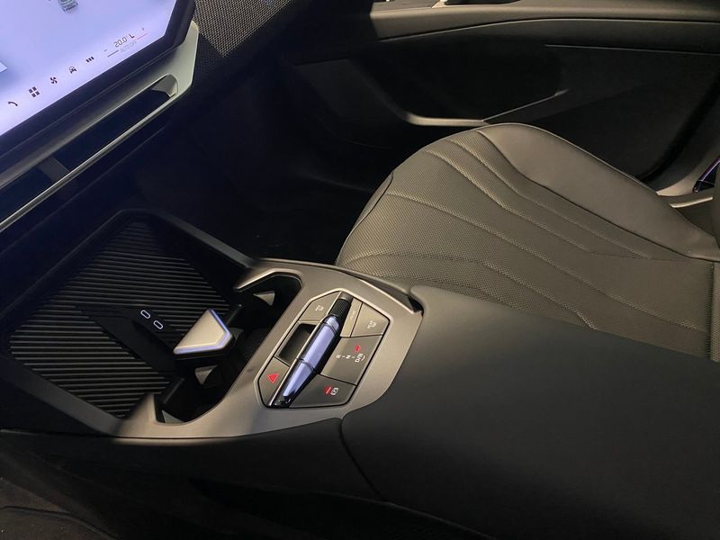 BMW iX3 bild 10