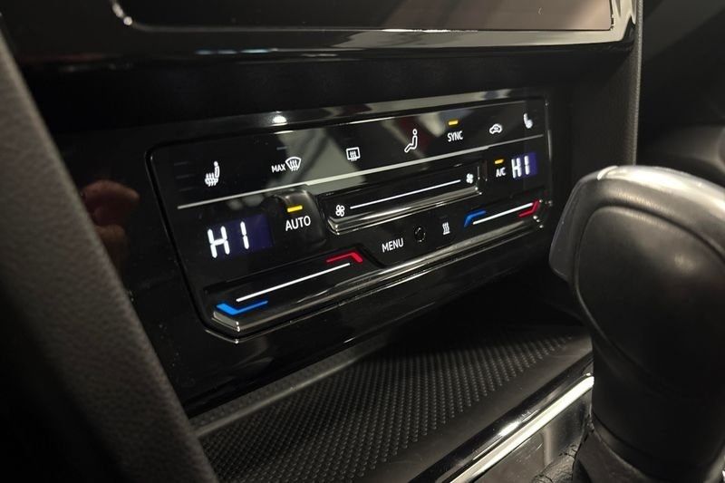 Volkswagen Passat bild 18