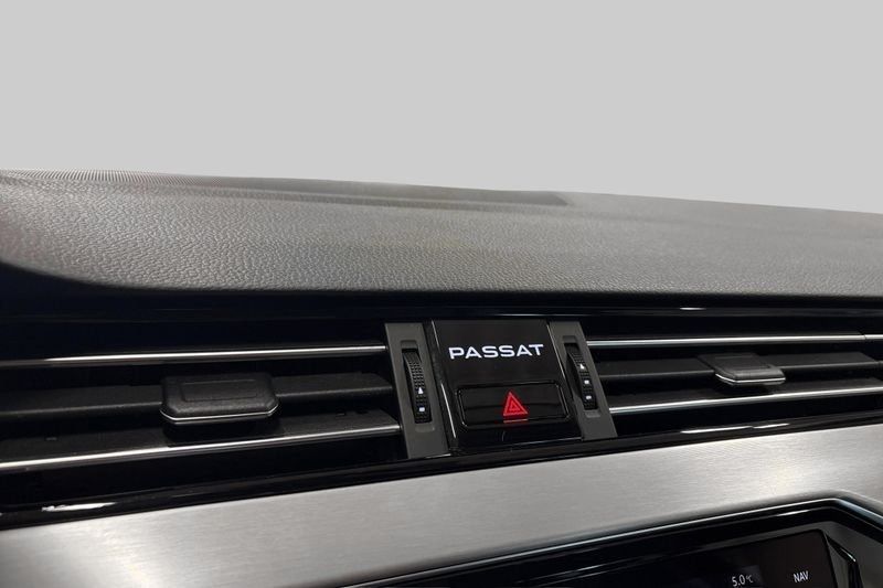 Volkswagen Passat bild 19