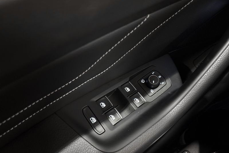 Volkswagen Passat bild 21